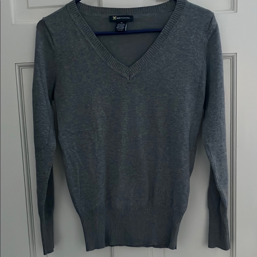 Body Central Gray V-Neck Sweater